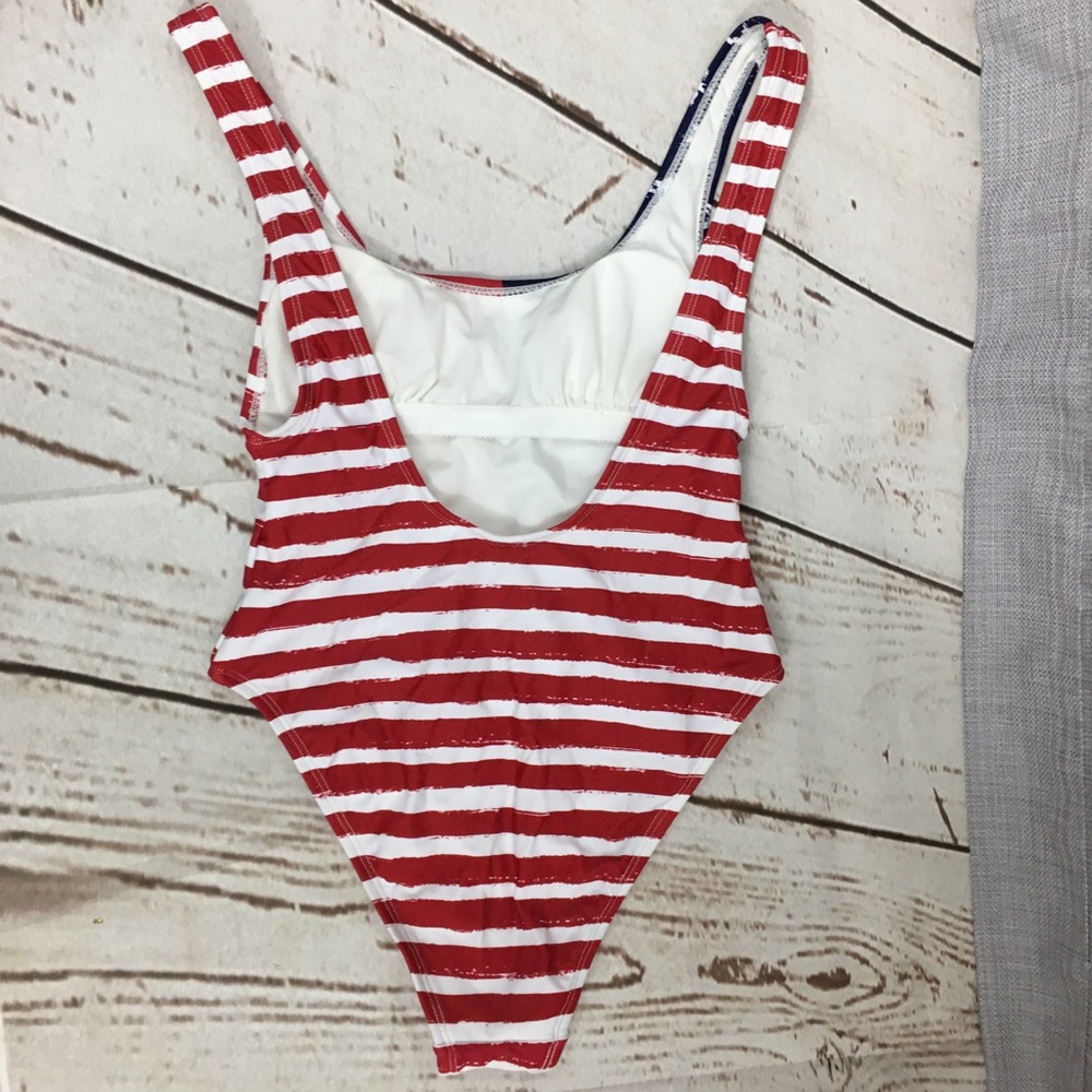 🇺🇸 New American Flag One Piece Swimsuit 🇺🇸 - Picture 6 of 8
